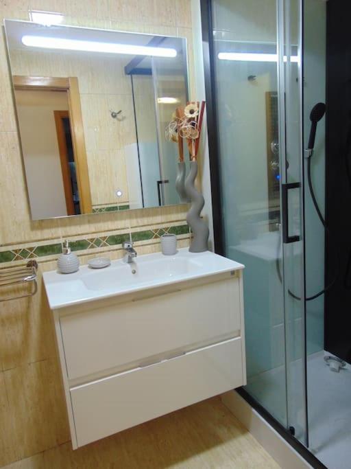 Apartamento Con Jardin Santiago de Compostela Dış mekan fotoğraf